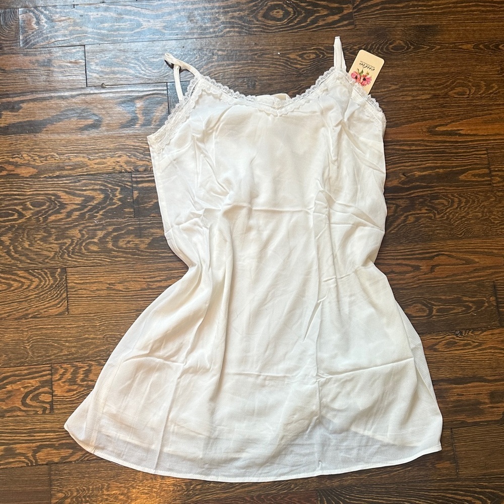 Elegant White Lace Trim Chemise Mini Dress NWT
